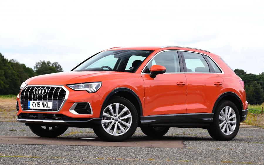 Audi Q3 40 TDI Quattro Advanced (UK) '2018